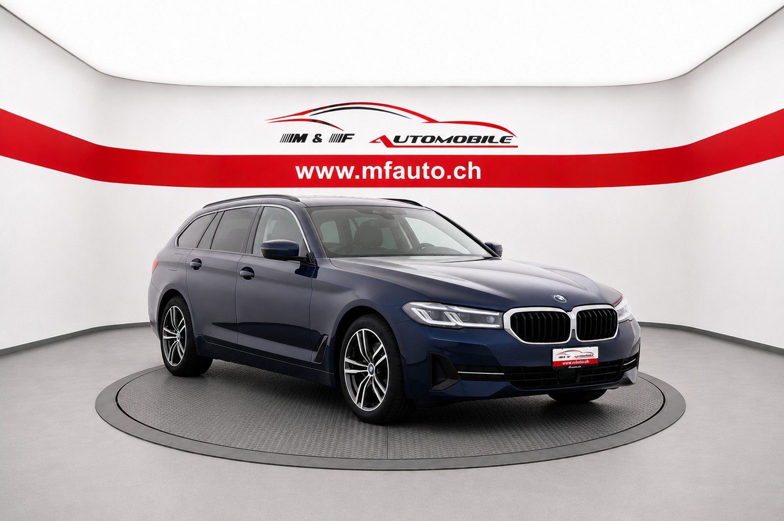 BMW 520d xDrive Touring-image-1