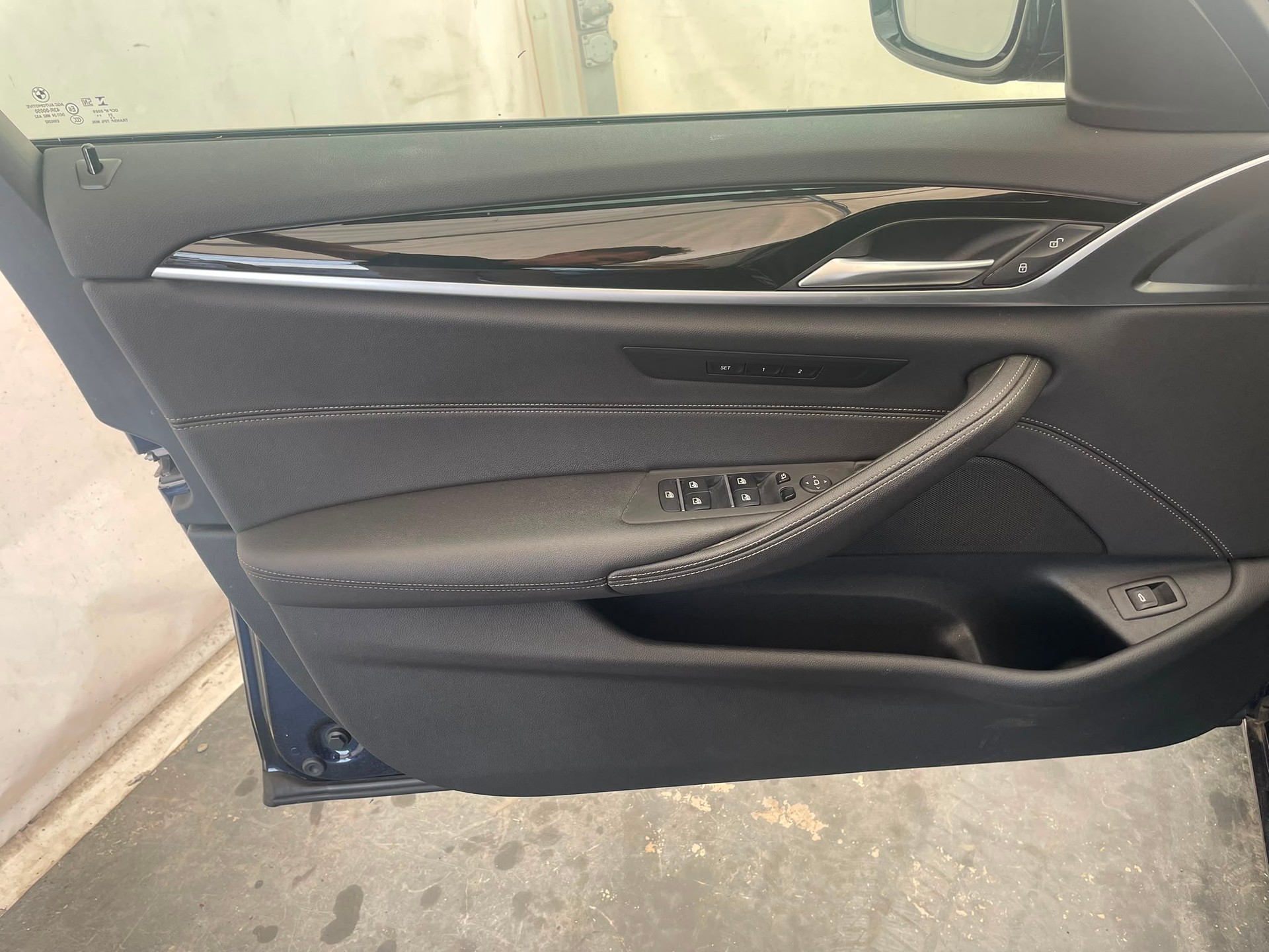 BMW 520d xDrive Touring-image-21