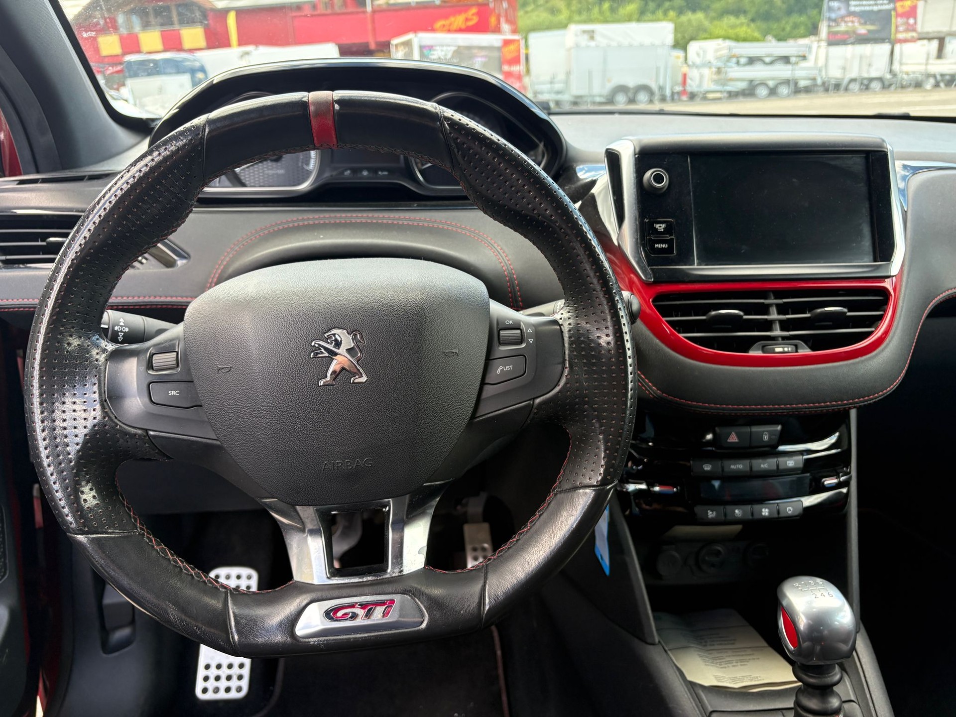 PEUGEOT 208 1.6 Turbo GTi Frisch ab Mfk-image-5