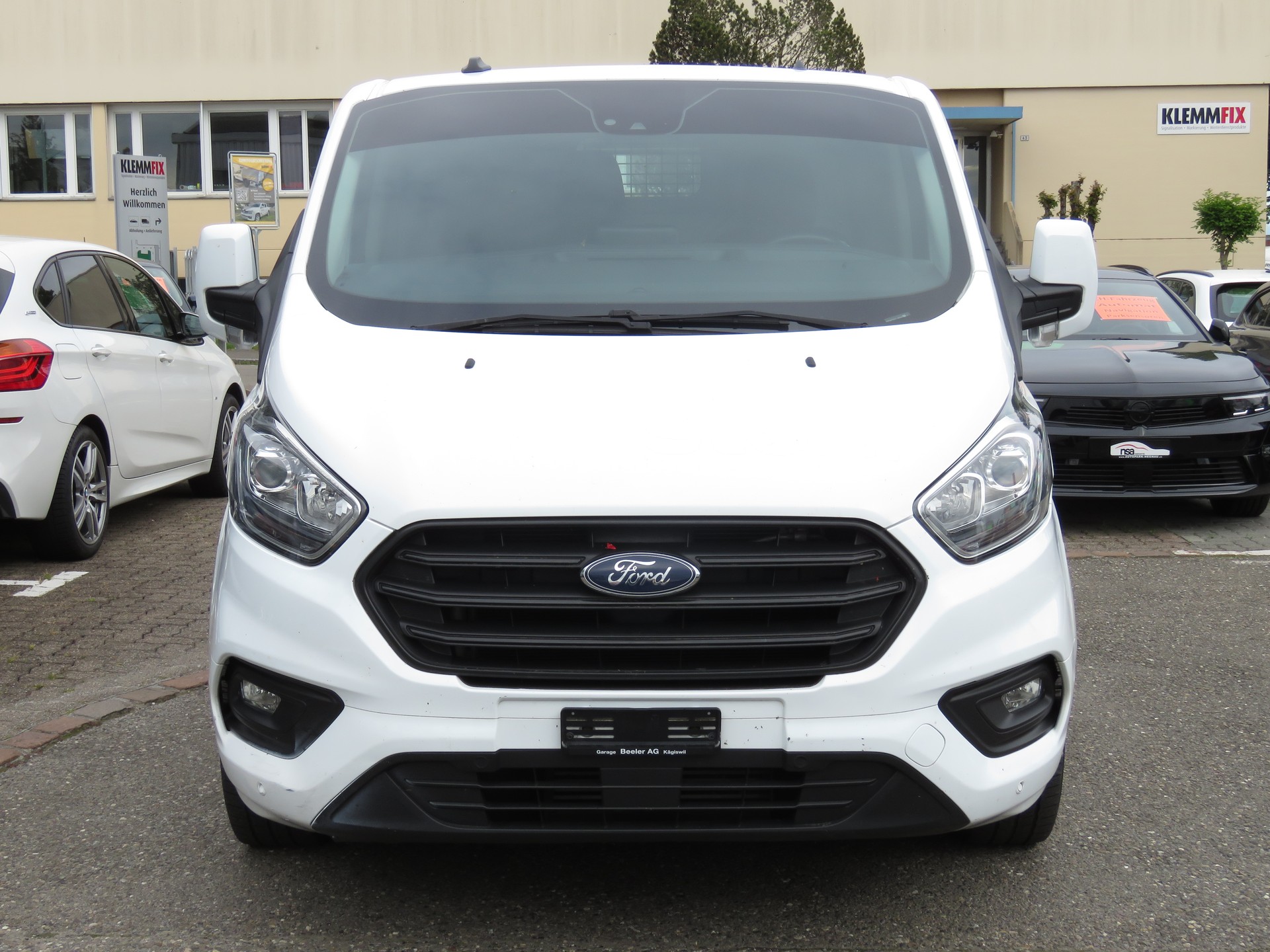FORD Transit Custom Van 340 L1H1 Trend 3-Plätzer Automat-showroom-element-1