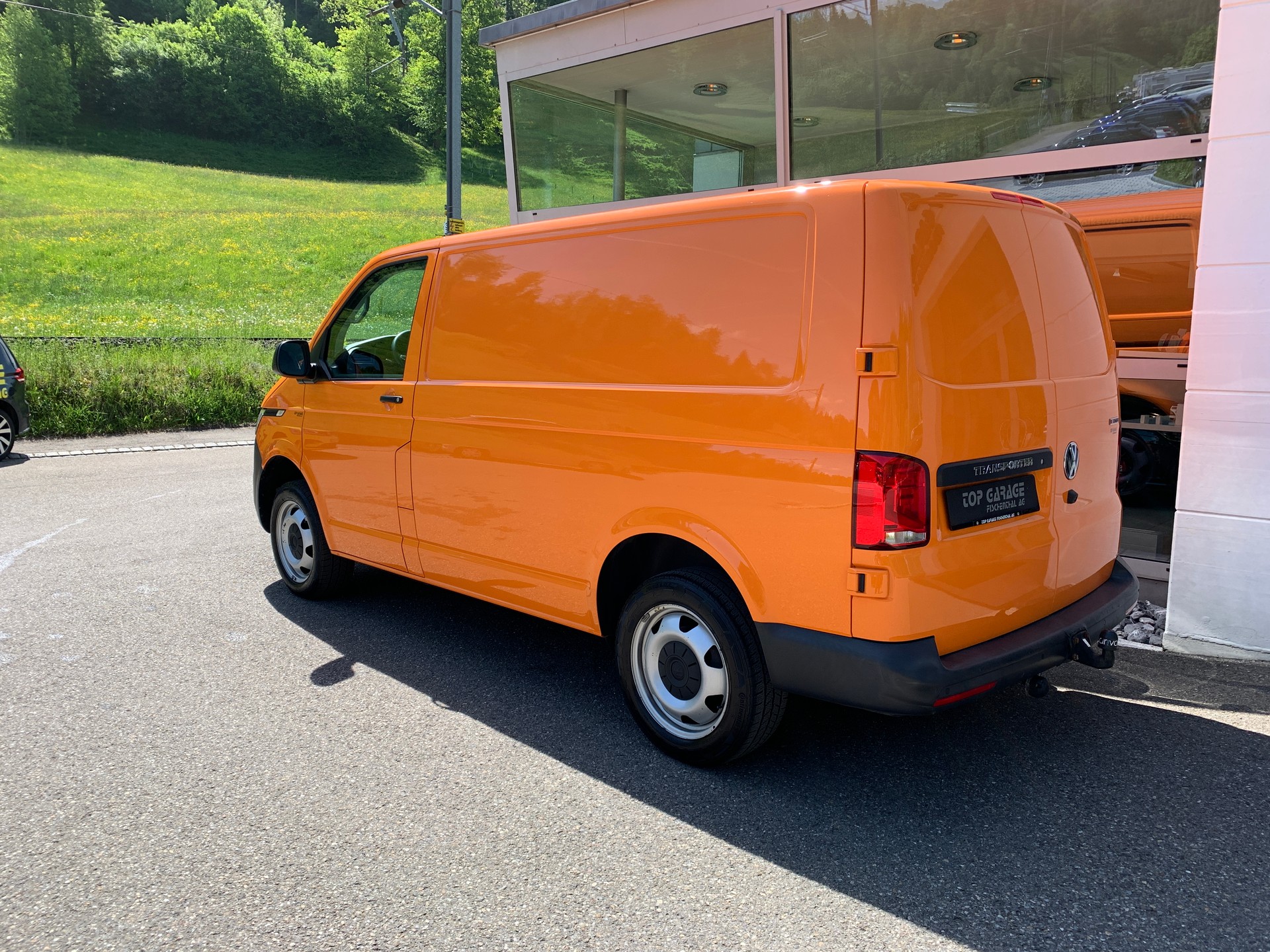 VW T6.1 2.0 Bi-TDI 4Motion DSG-image-4