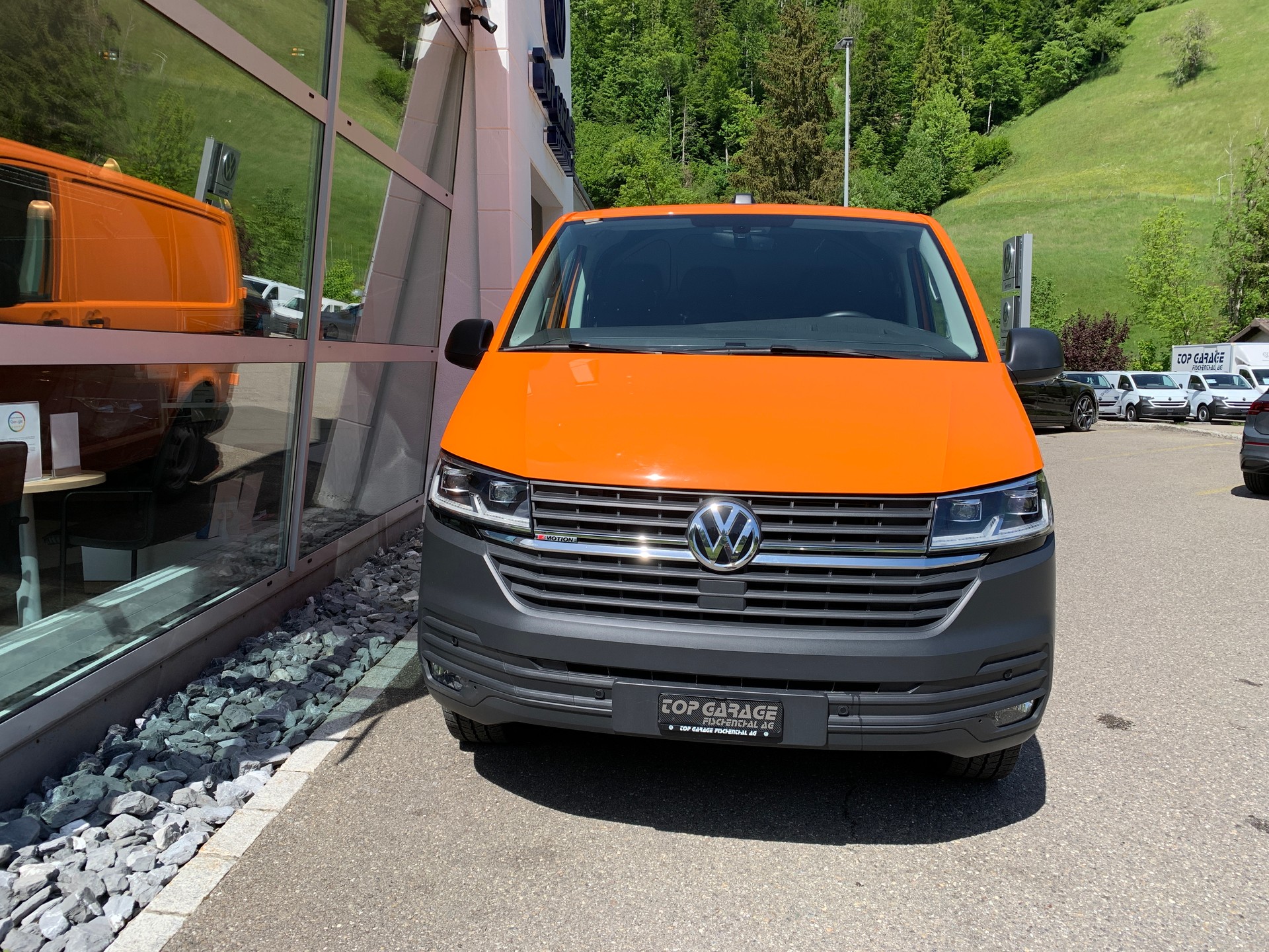 VW T6.1 2.0 Bi-TDI 4Motion DSG-showroom-element-1
