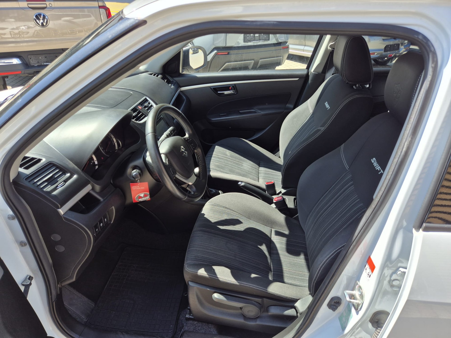 SUZUKI Swift 1.2i 16V Sergio Cellano 4x4-image-5