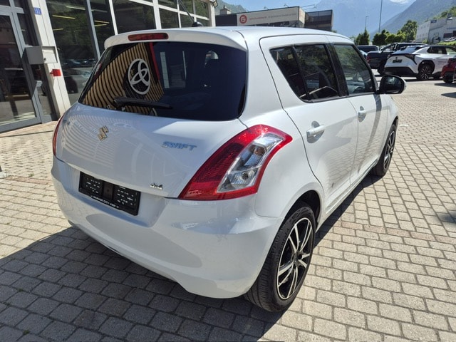 SUZUKI Swift 1.2i 16V Sergio Cellano 4x4-image-3