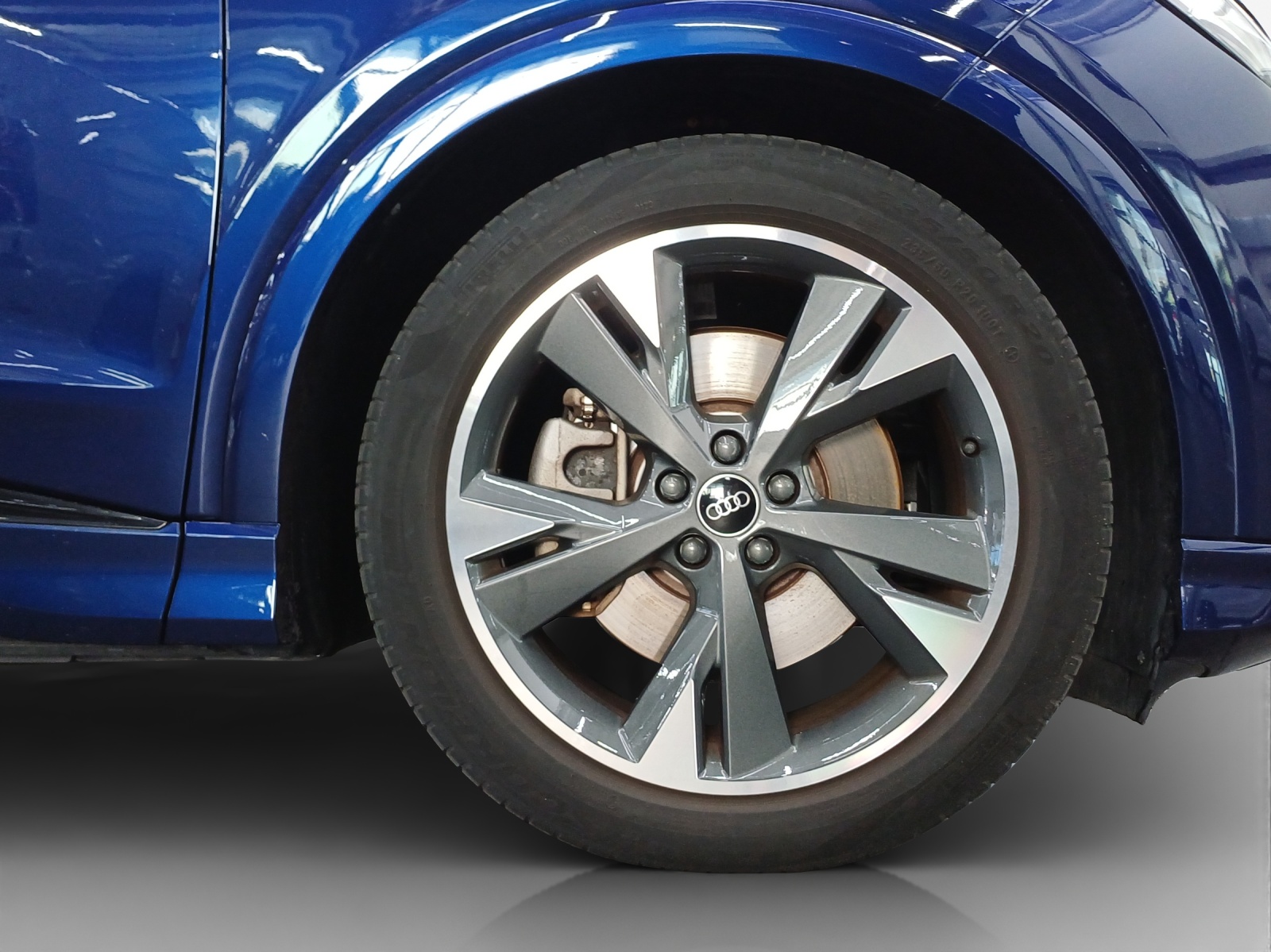 AUDI Q4 e-tron 50 quattro-image-14