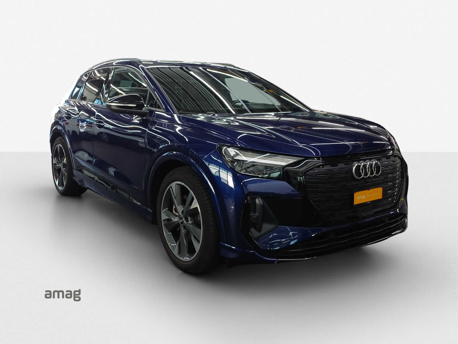 AUDI Q4 e-tron 50 quattro-image-5