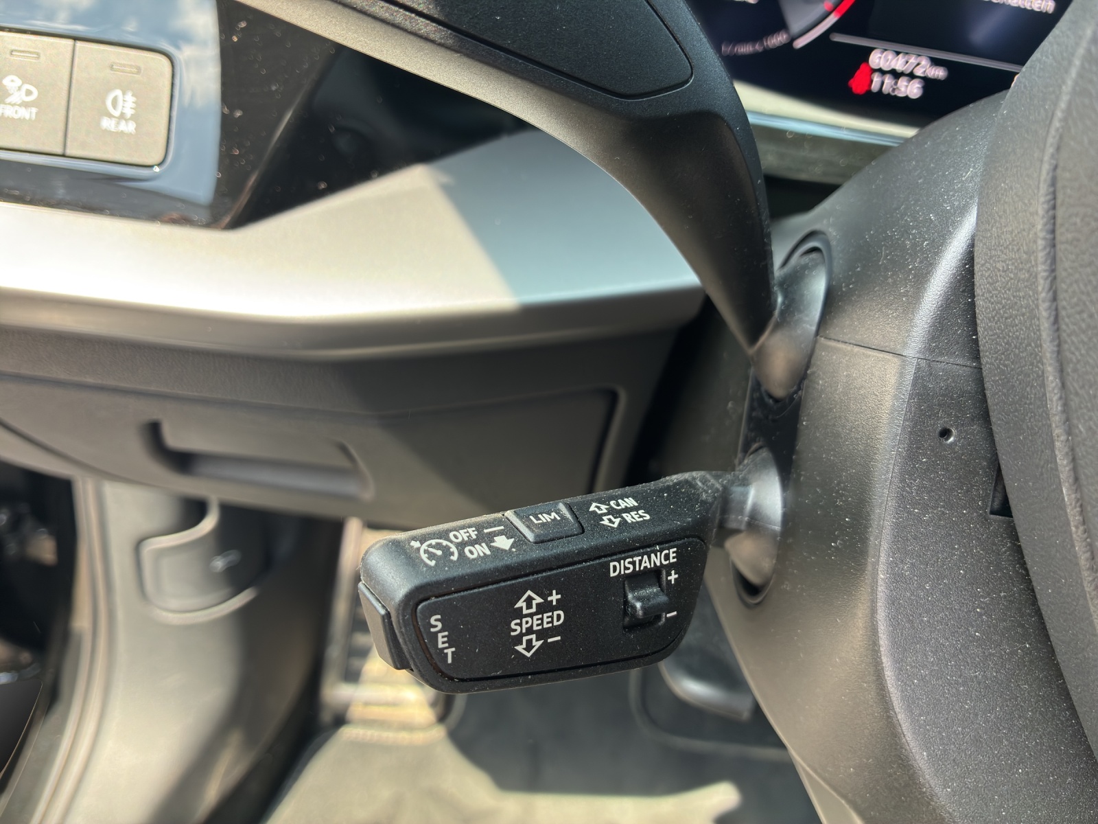 AUDI A3 Sportback 35 TFSI S line Attraction S-tronic-image-14