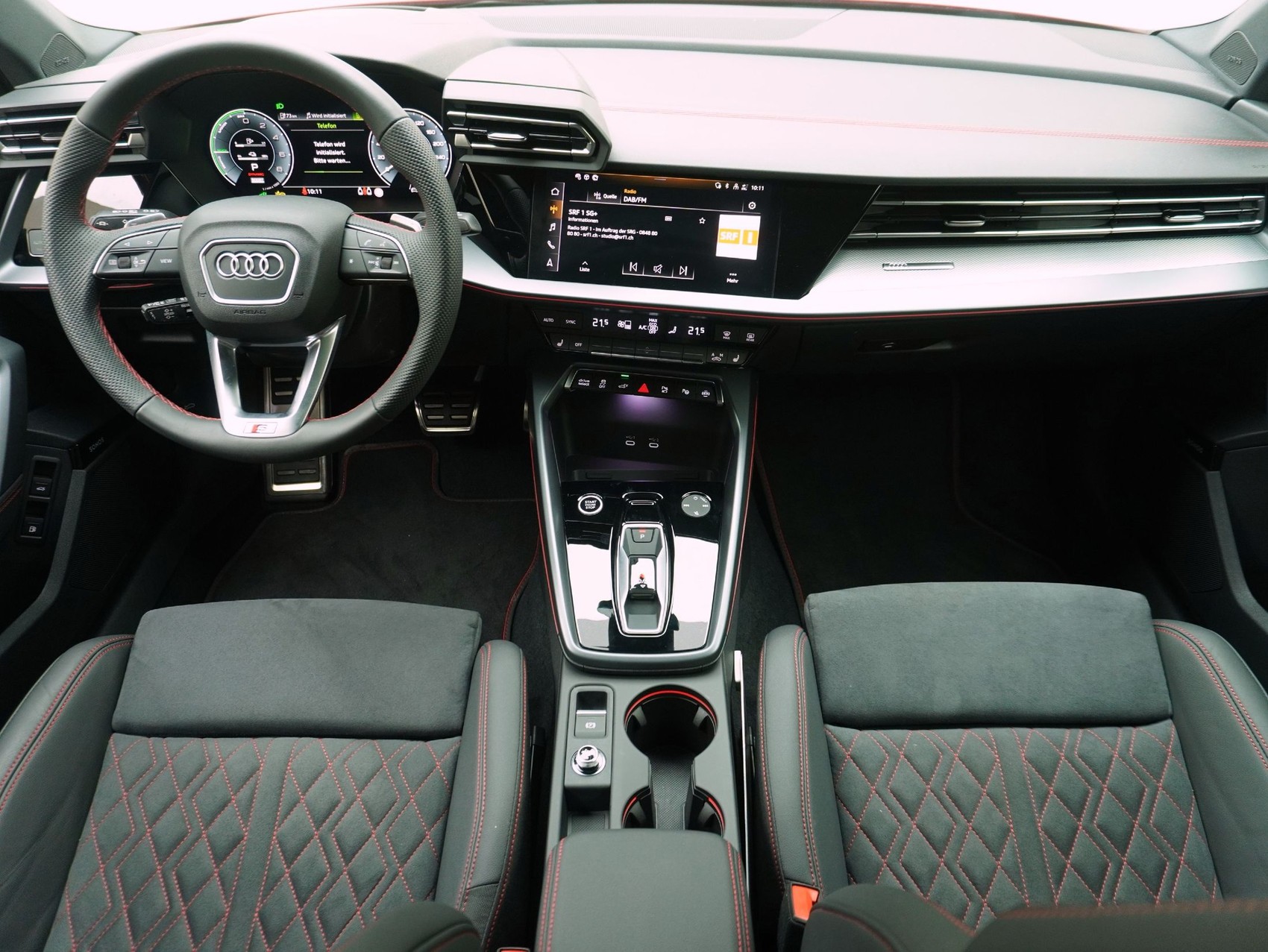 AUDI A3 Sportback 45 TFSI e S Line S-Tronic **Audi Werksgarantie bis 04/2030**-image-16