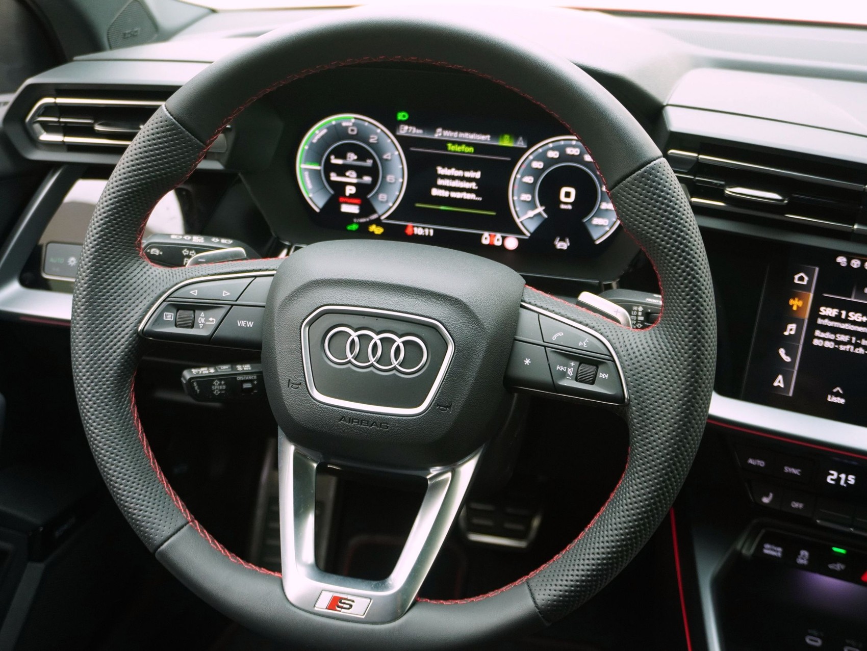 AUDI A3 Sportback 45 TFSI e S Line S-Tronic **Audi Werksgarantie bis 04/2030**-image-13