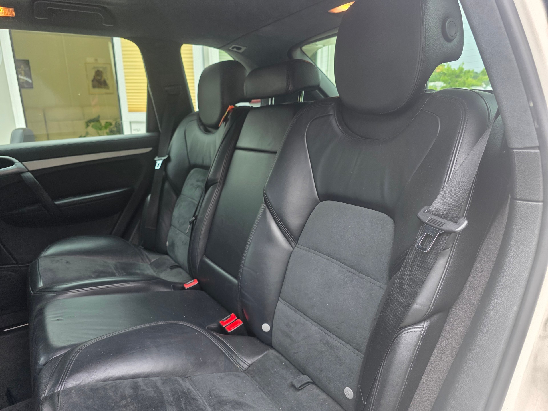 PORSCHE Cayenne GTS Tiptronic Frisch ab MFK / Frisch ab Service / Gratis Lieferung / KANN AUCH ABPLATZ GEKAUFT WERDEN-image-13
