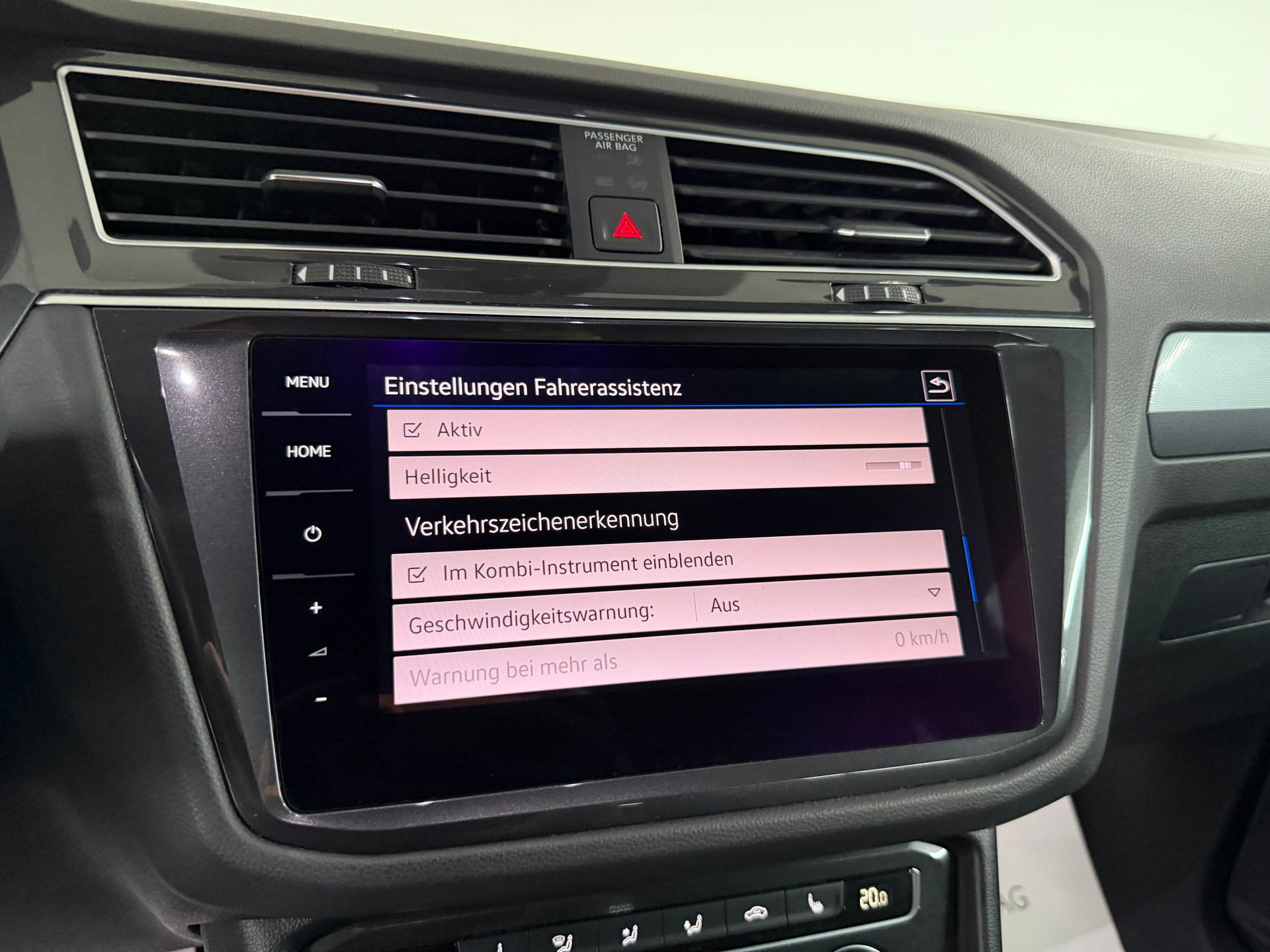 VW Tiguan 2.0TSI High. R-Line 230PS Deep Black 4Motion DSG / 360° Cam / Head-Up-Display / Keyless / Dynamiklenkung / 20J Suzuka /-image-19