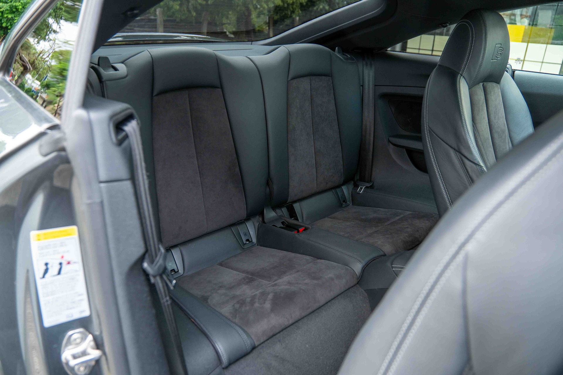AUDI TT Coupé 1.8 TFSI S-tronic-image-14