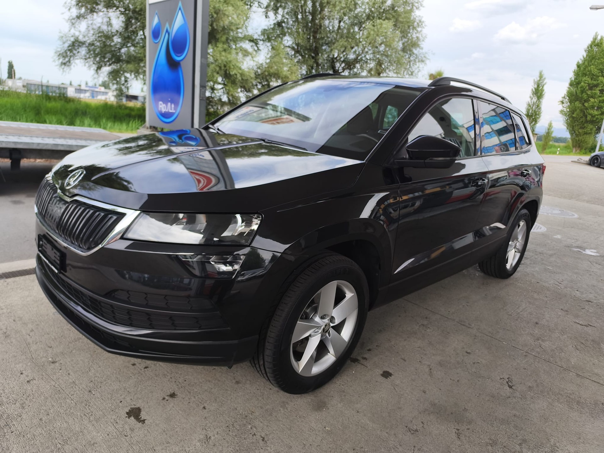 SKODA Karoq 2.0 TDI CR Style 4x4-image-1