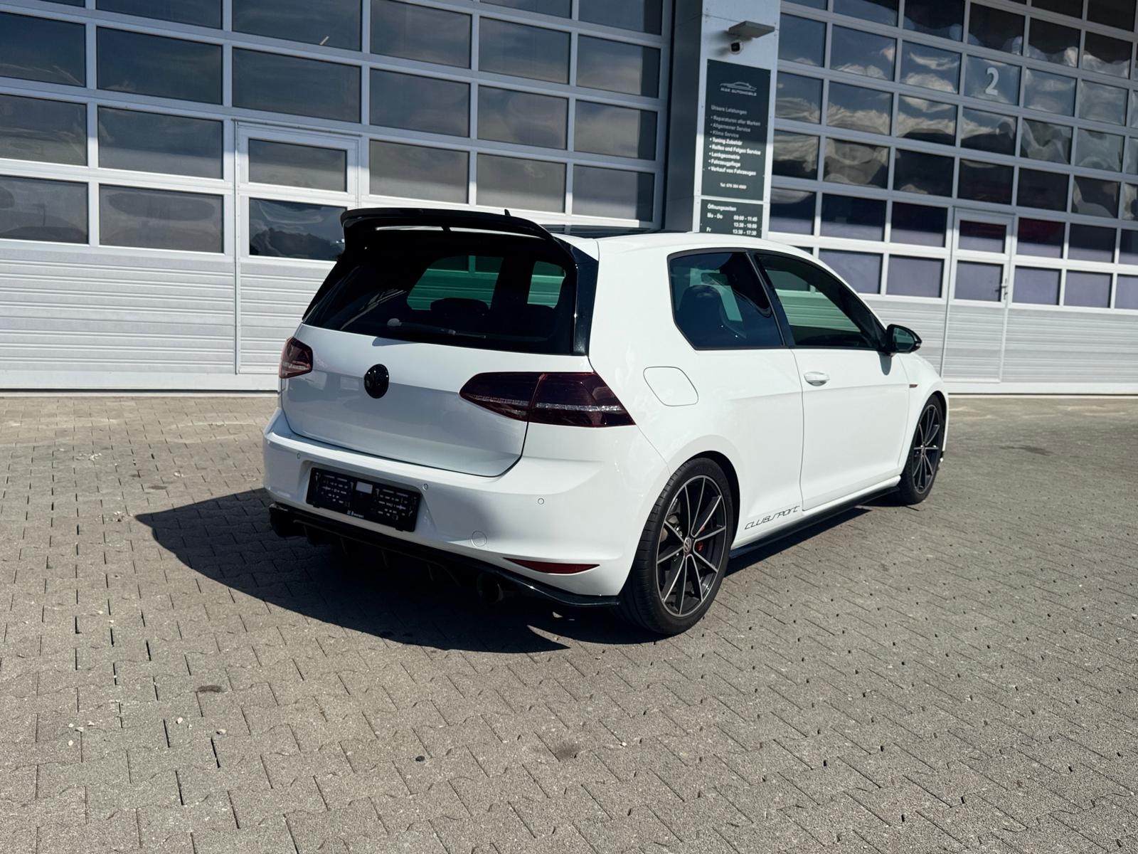 VW Golf 2.0 TSI GTI Clubsport-image-4