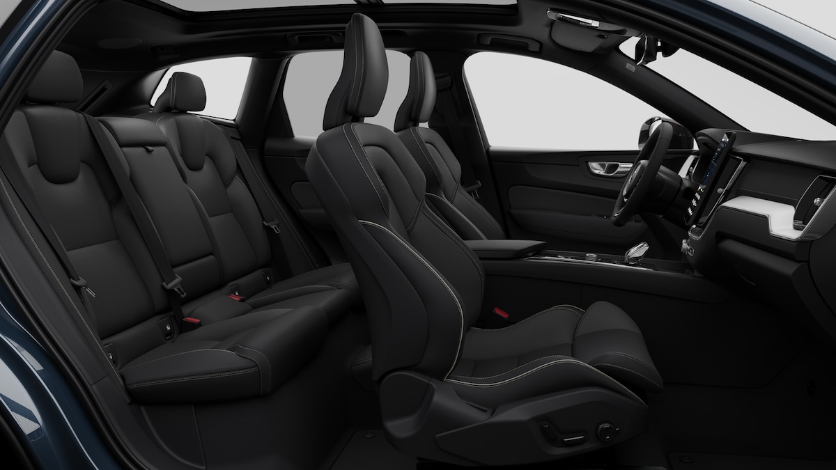 VOLVO XC60 2.0 T6 TE Black Edition eAWD-image-13
