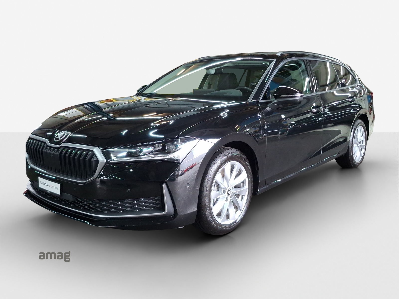 SKODA Superb Combi 1.5 TSI PHEV Selection DSG-image-0