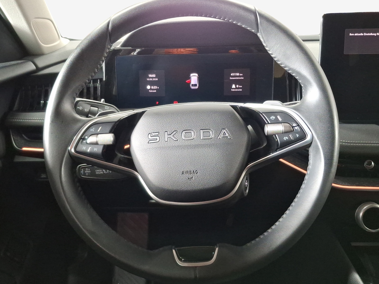 SKODA Superb Combi 1.5 TSI PHEV Selection DSG-image-9
