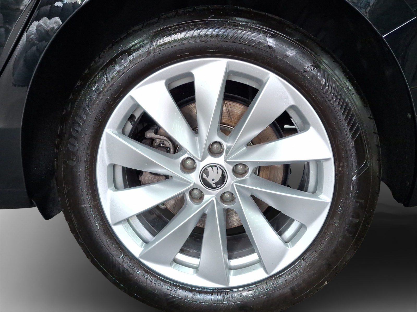 SKODA Superb Combi 1.5 TSI PHEV Selection DSG-image-14