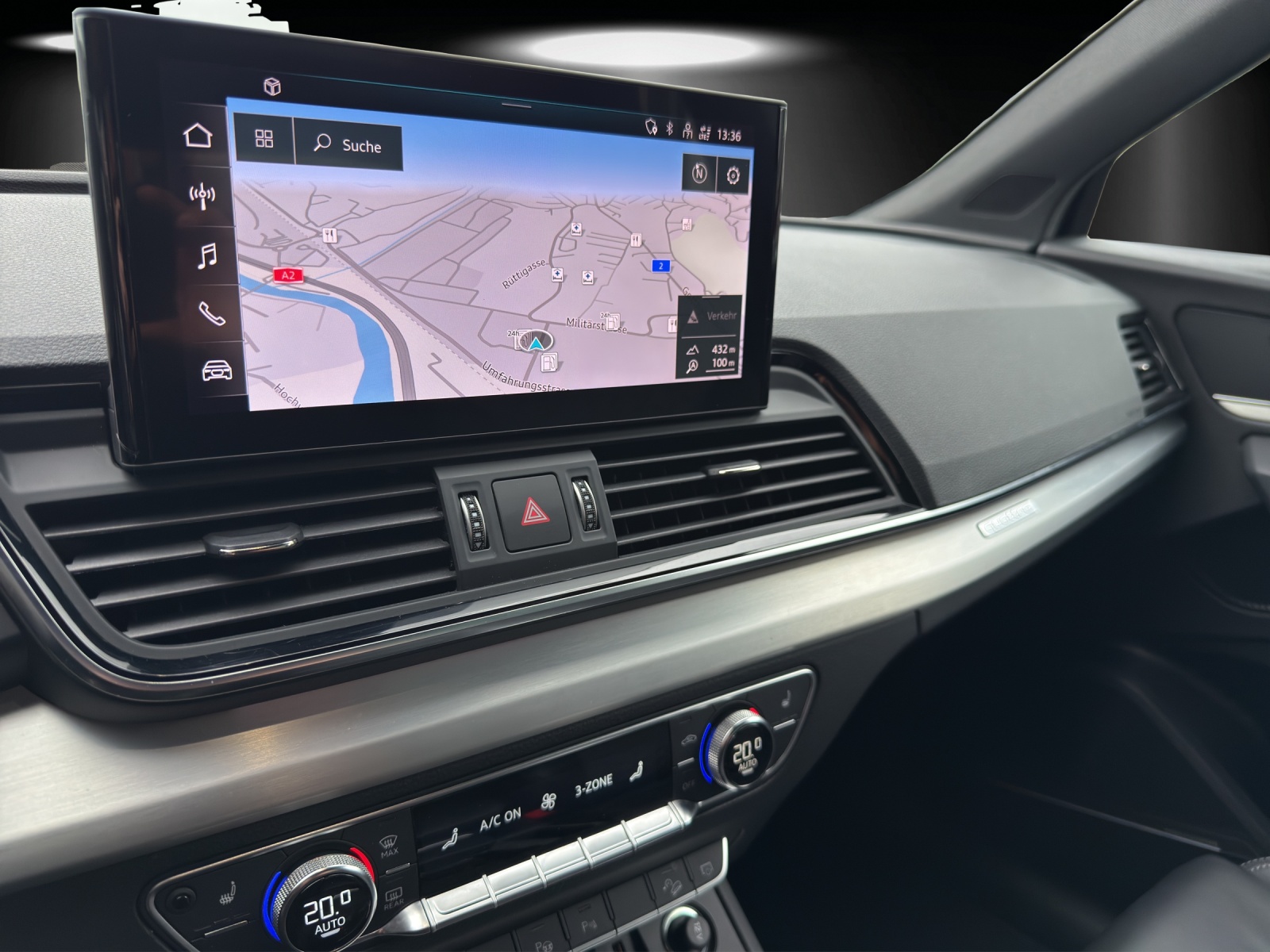 AUDI Q5 45 TFSI S-line quattro S-tronic-image-11