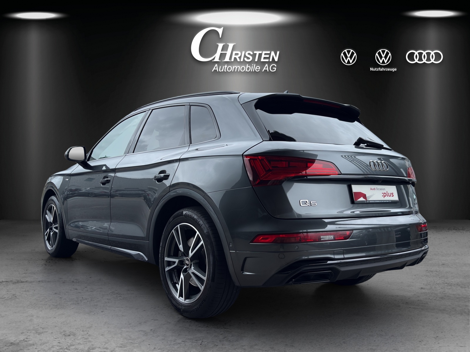 AUDI Q5 45 TFSI S-line quattro S-tronic-image-3