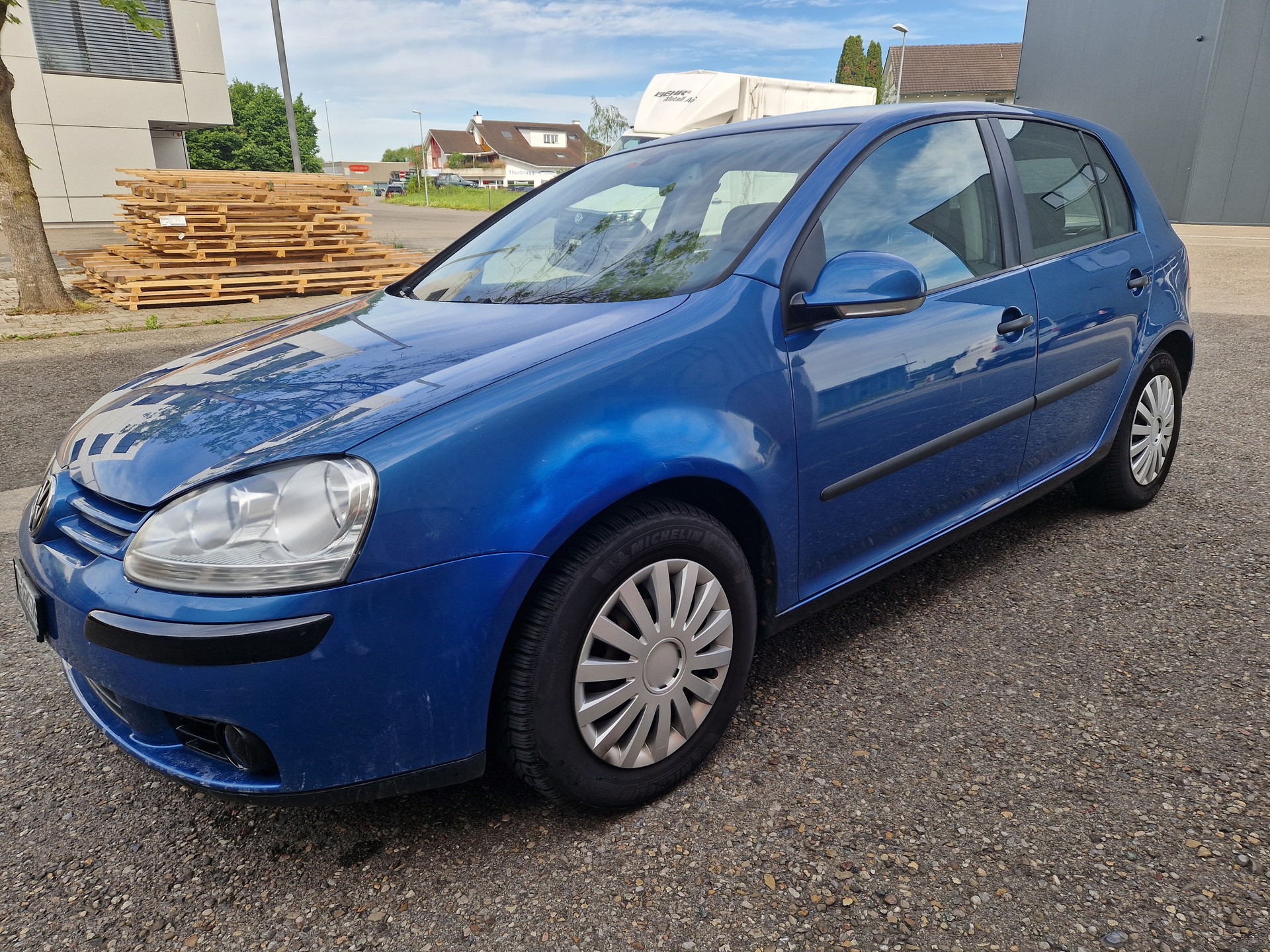 VW Golf 2.0 FSI Comfortline-image-5