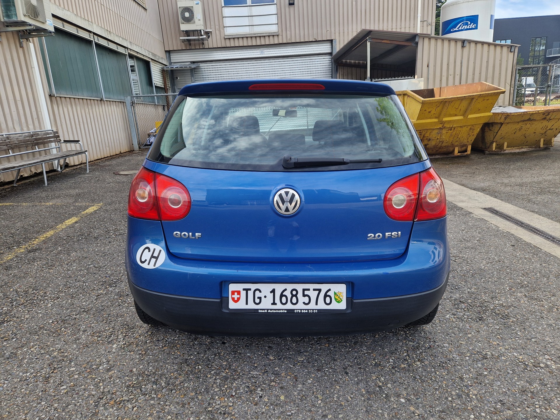 VW Golf 2.0 FSI Comfortline-image-6