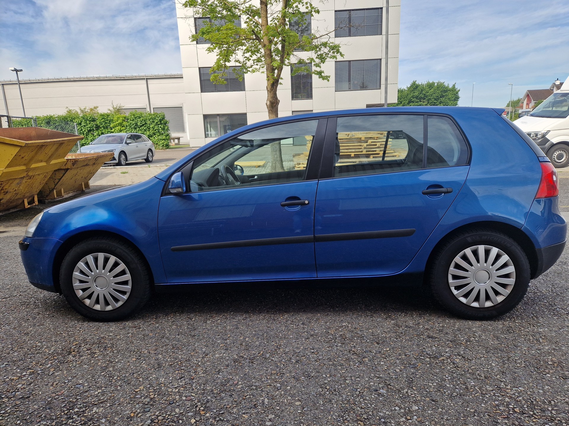VW Golf 2.0 FSI Comfortline-image-4