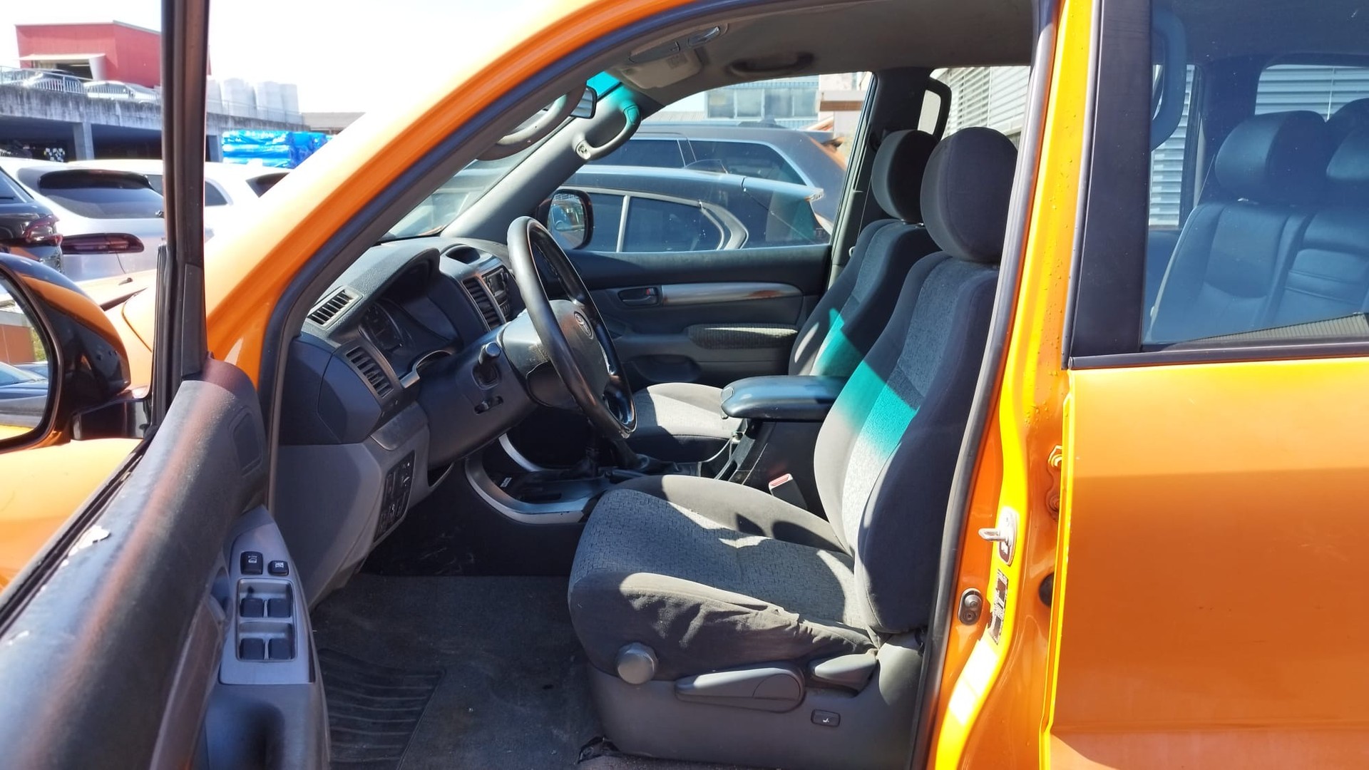 TOYOTA Land Cruiser 3.0 TD Linea Terra-image-8