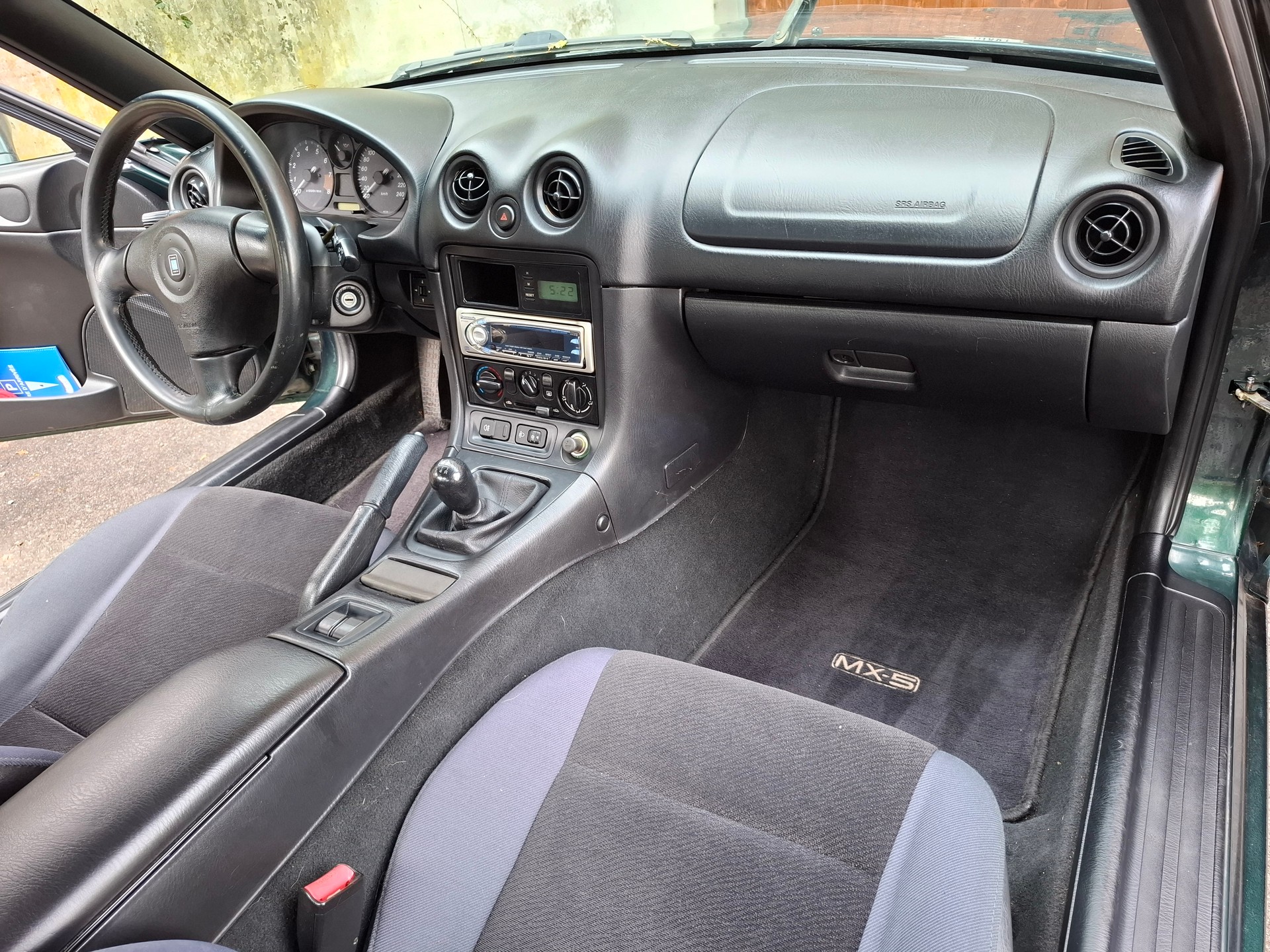 MAZDA 1.6 Youngster-image-4