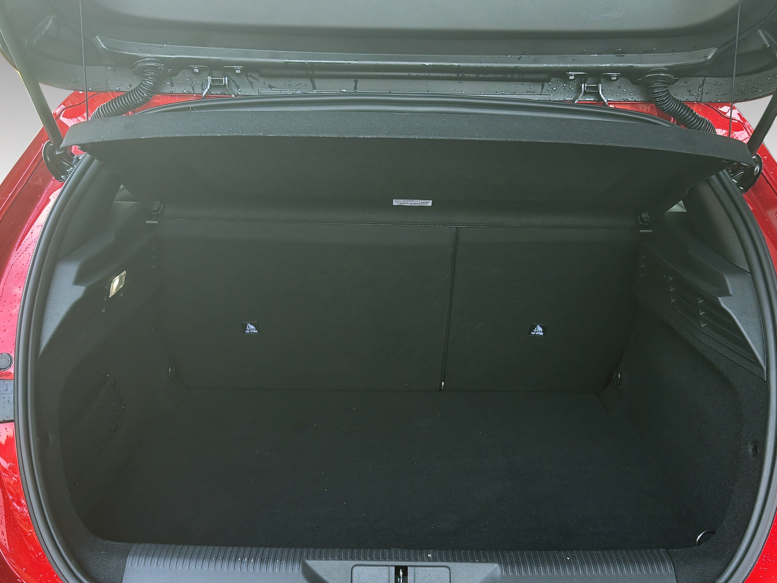 PEUGEOT 308 1.6 PHEV 180 Allure-image-19
