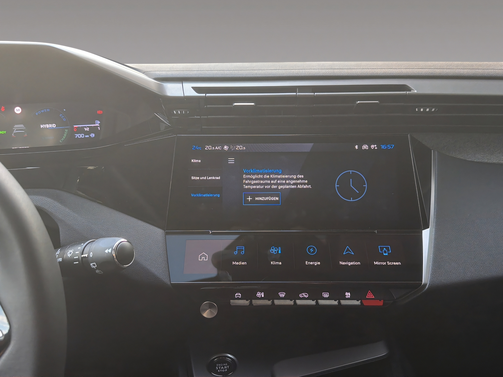 PEUGEOT 308 1.6 PHEV 180 Allure-image-13