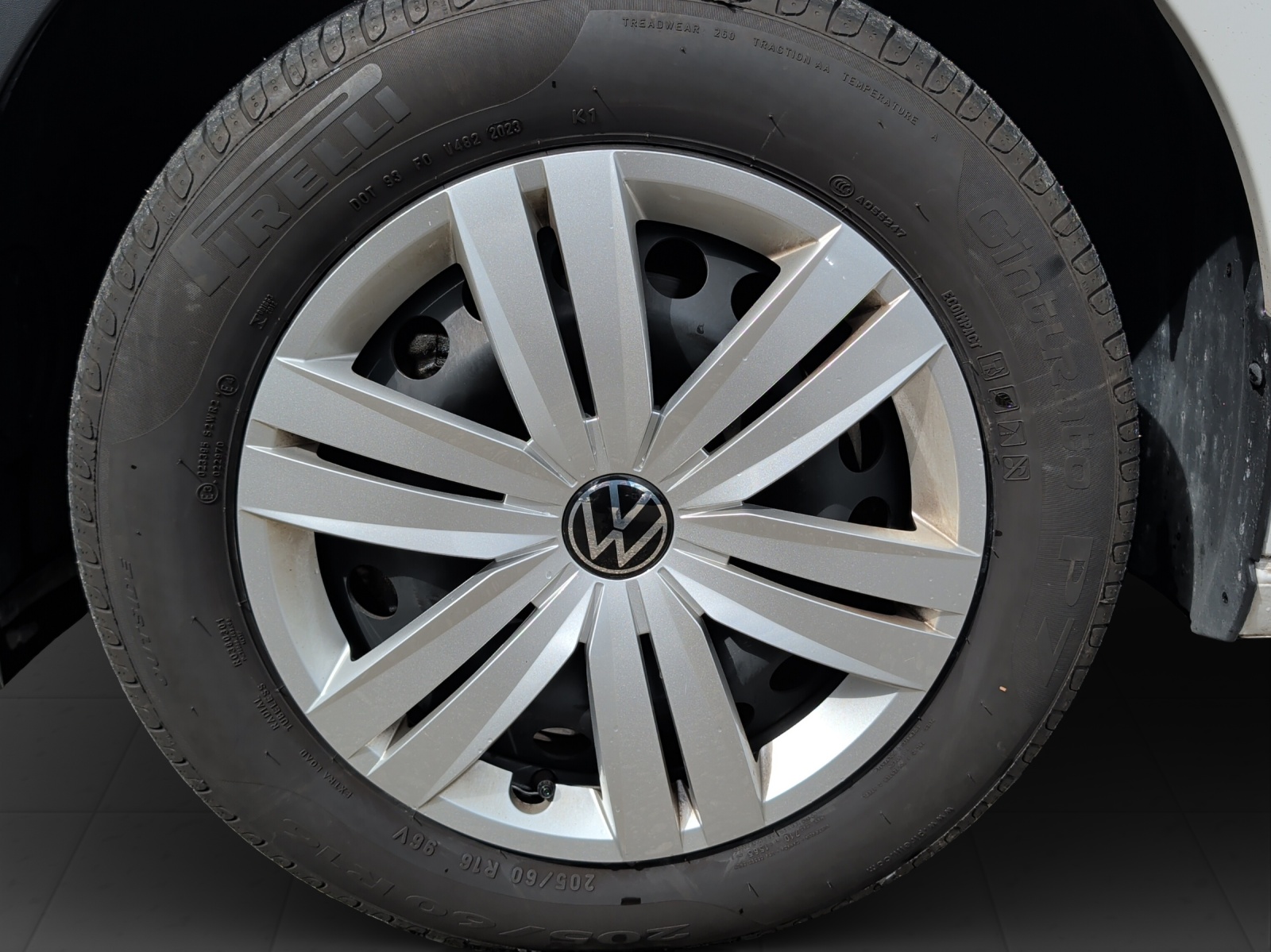 VW Caddy Cargo 2.0TDI Entry-image-7
