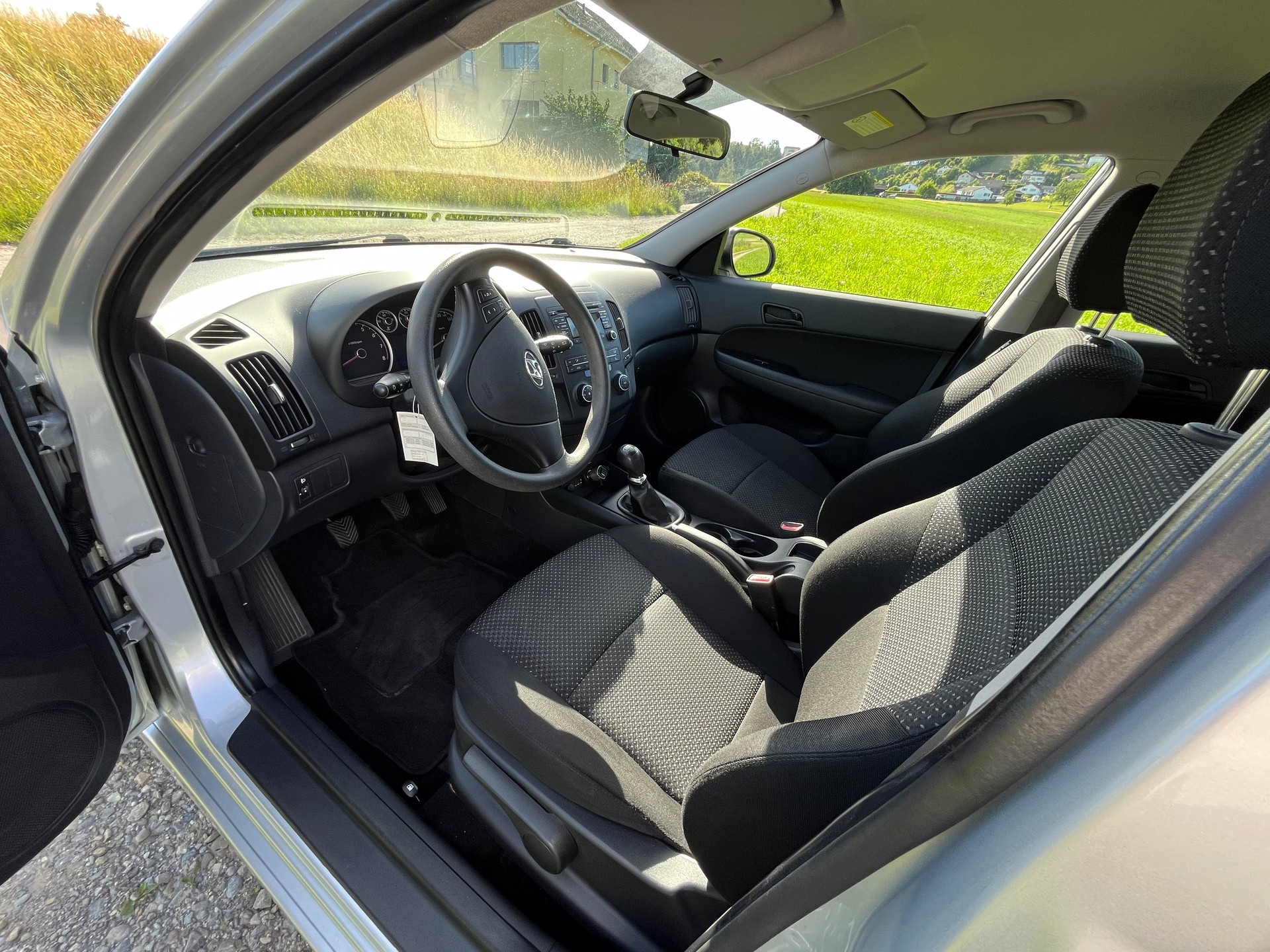HYUNDAI 1.4 Comfort-image-3