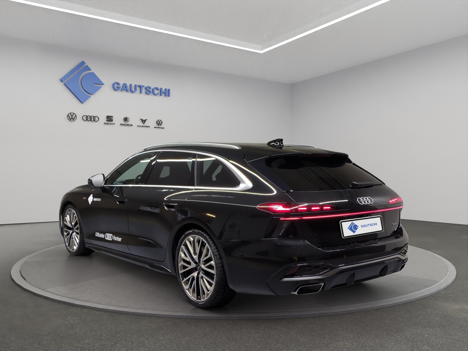 AUDI A6 Avant TFSI quattro 270 kW S tronic-image-2