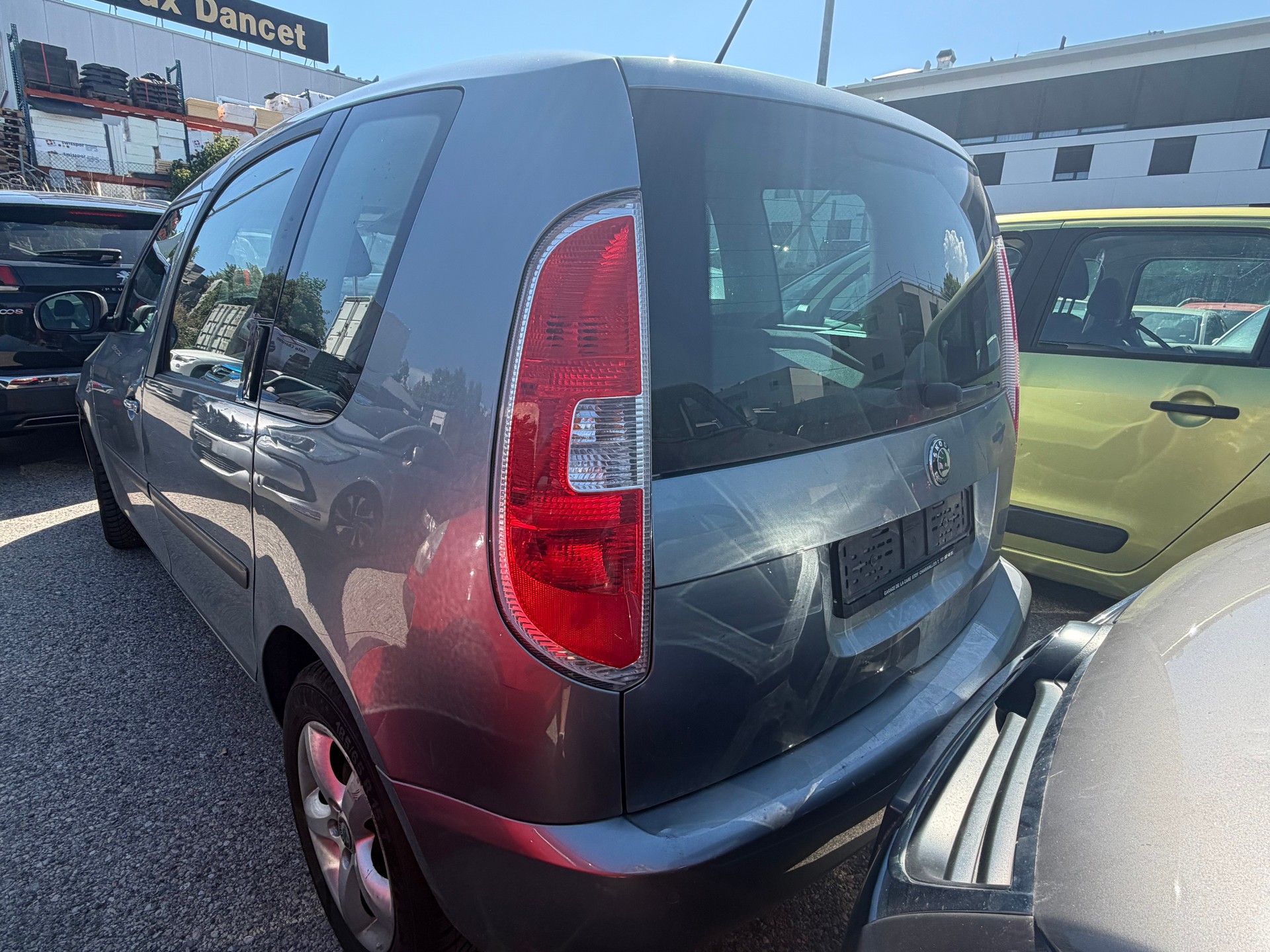 SKODA Roomster 1.2 TDI Ambition-image-3