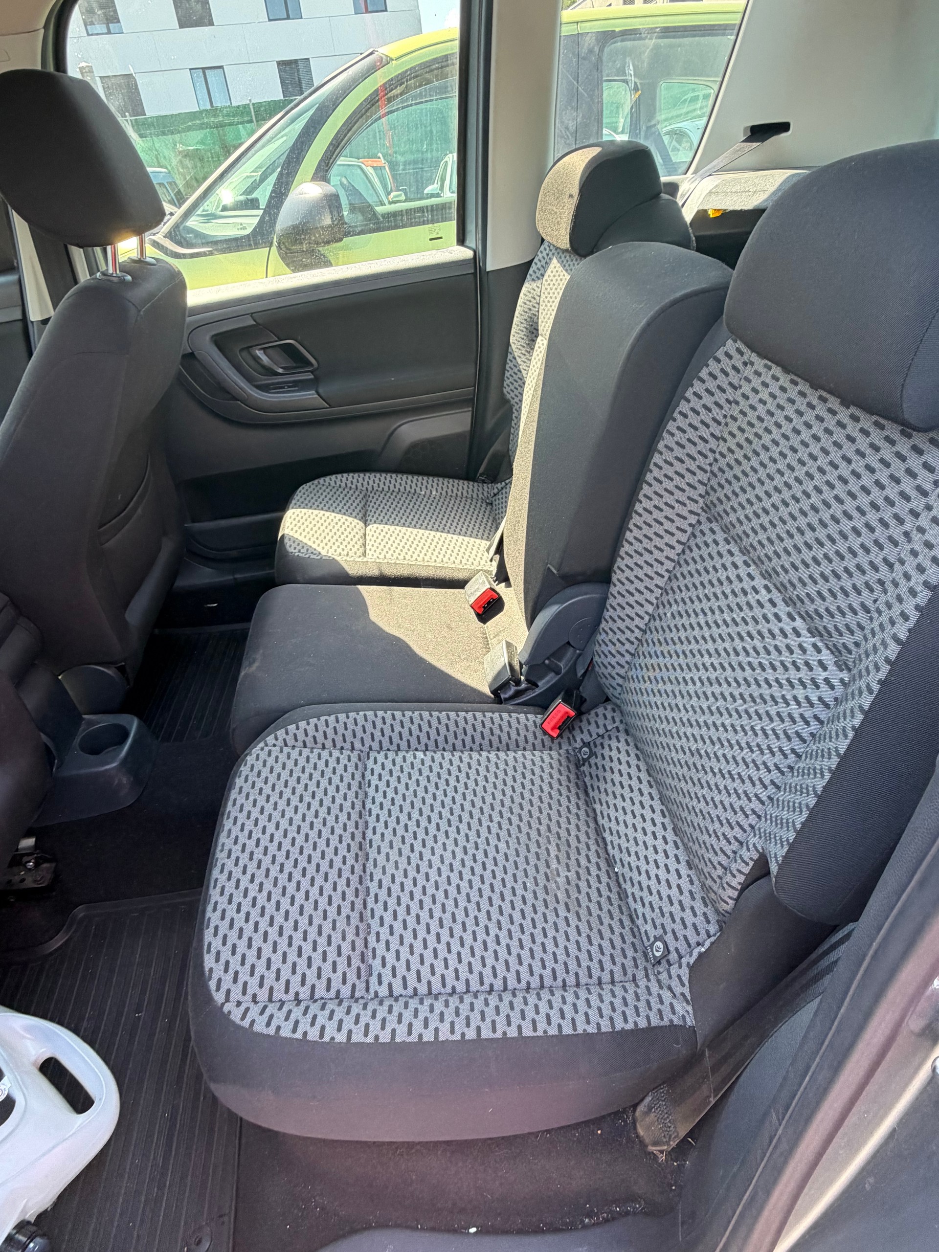 SKODA Roomster 1.2 TDI Ambition-image-6