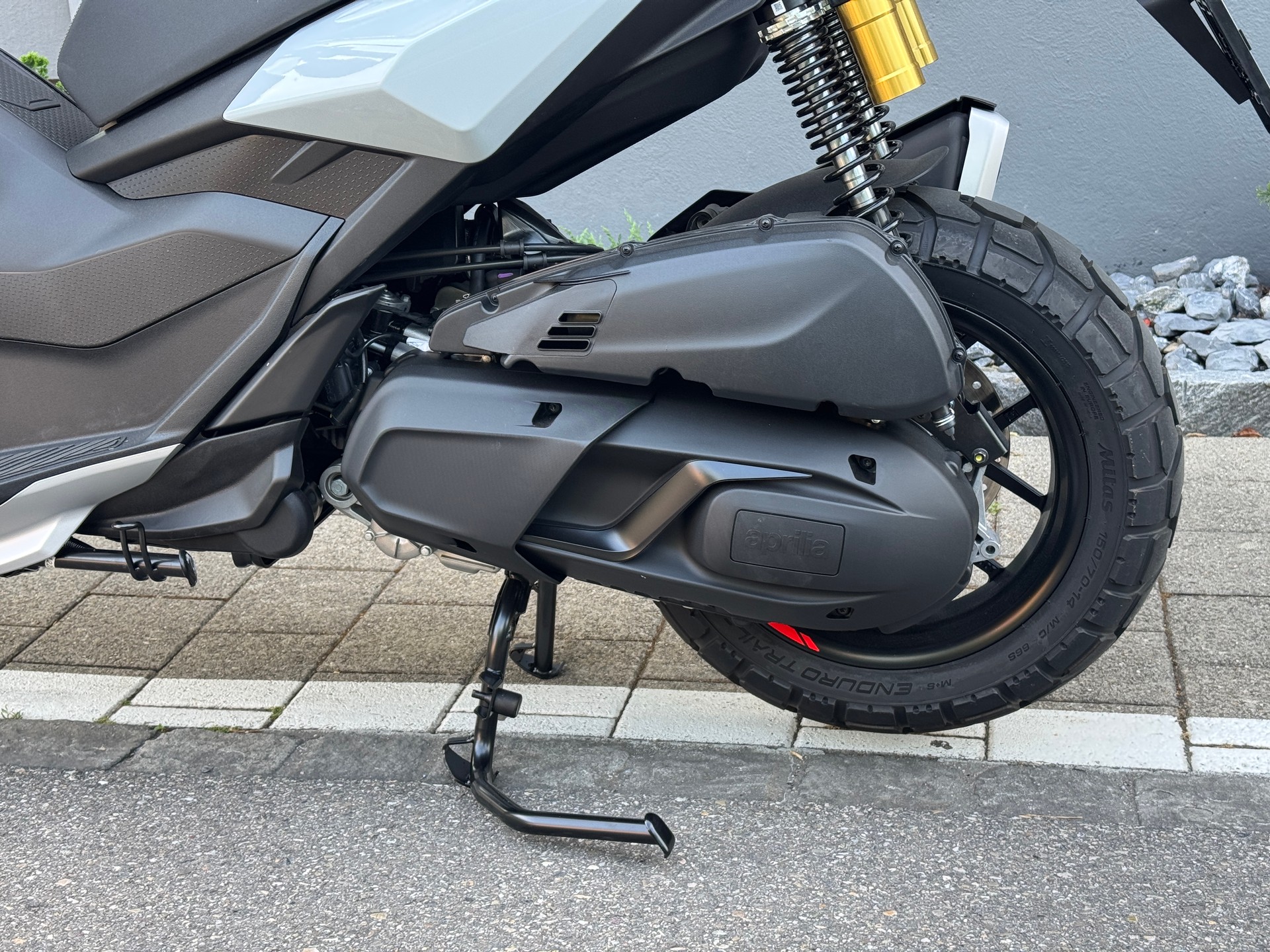 APRILIA SR-image-10
