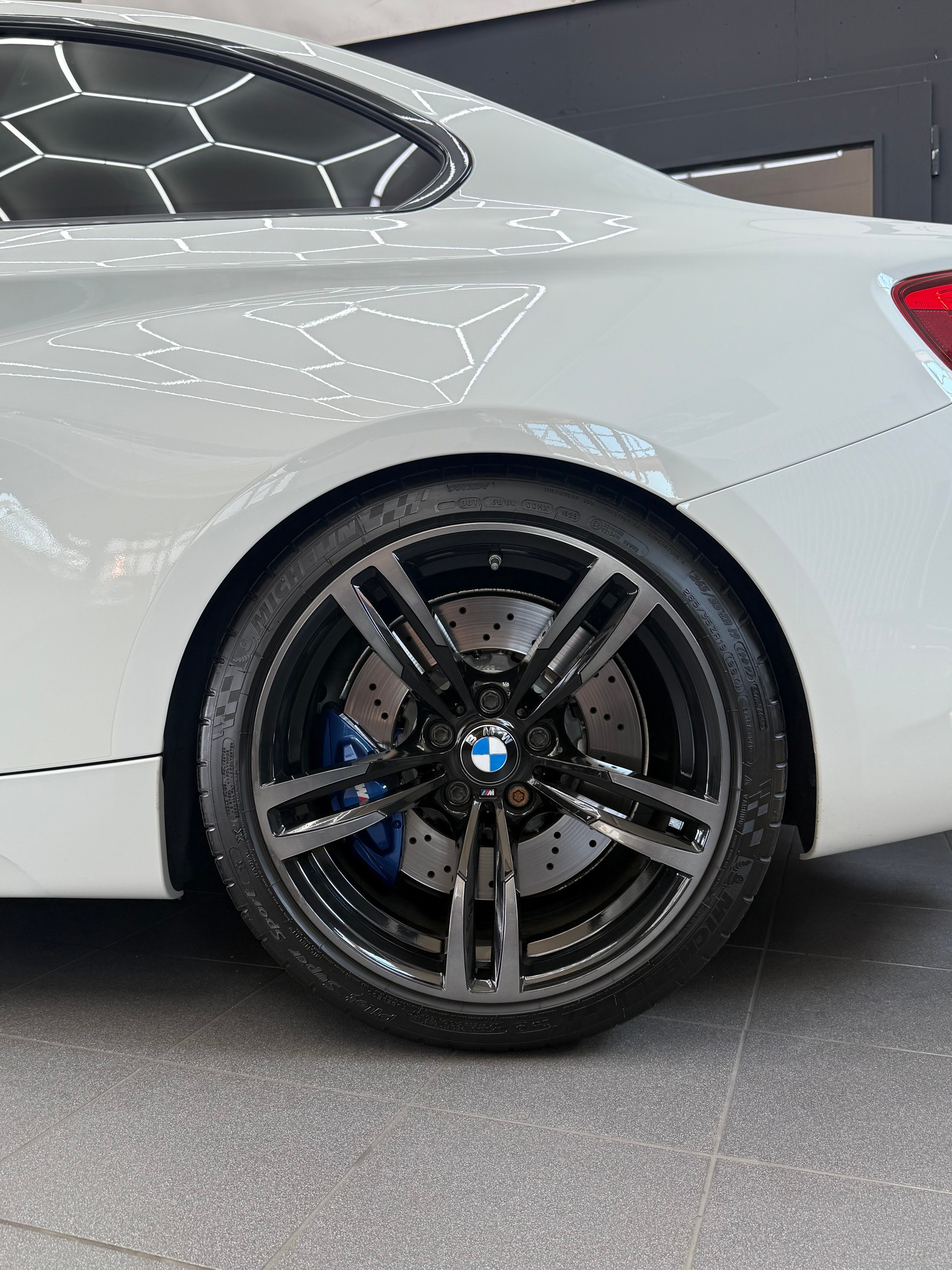 BMW M2-image-7