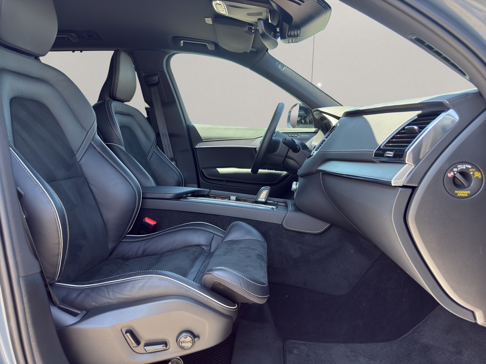 VOLVO XC90 2.0 T8 TE R-Design 7P. eAWD-image-12