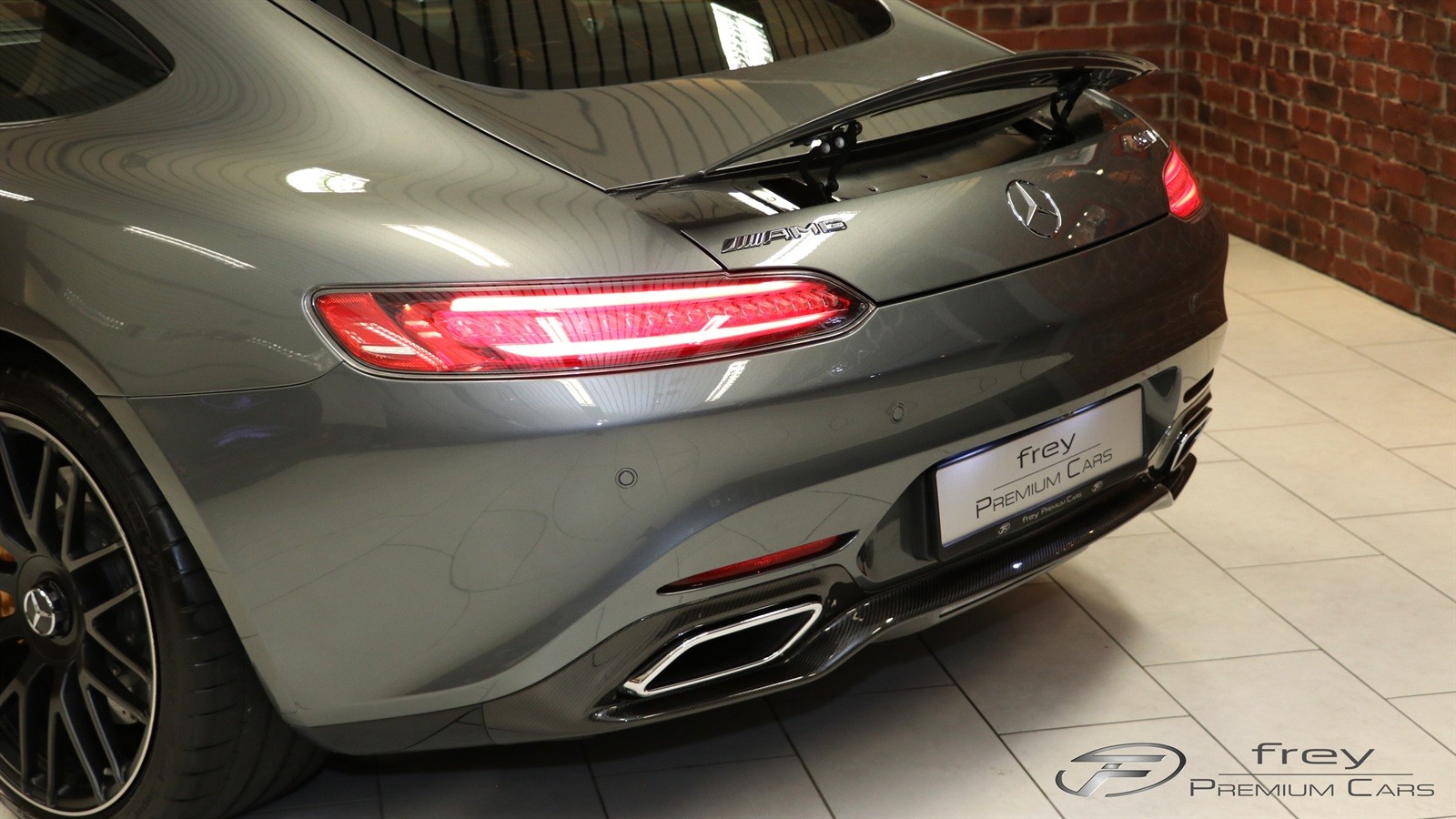MERCEDES-BENZ AMG GT S Speedshift DCT-image-10