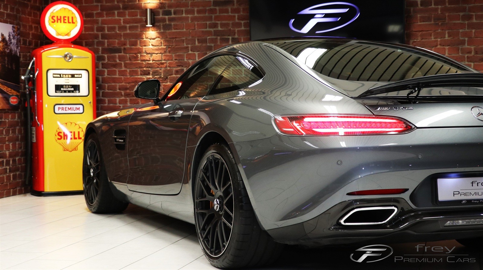 MERCEDES-BENZ AMG GT S Speedshift DCT-image-9