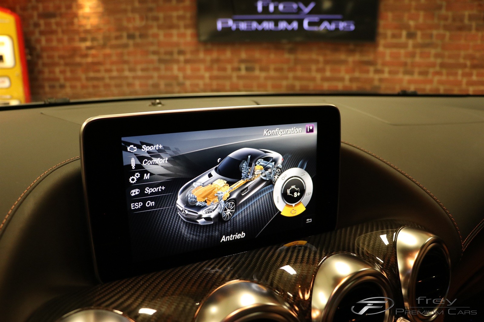 MERCEDES-BENZ AMG GT S Speedshift DCT-image-26