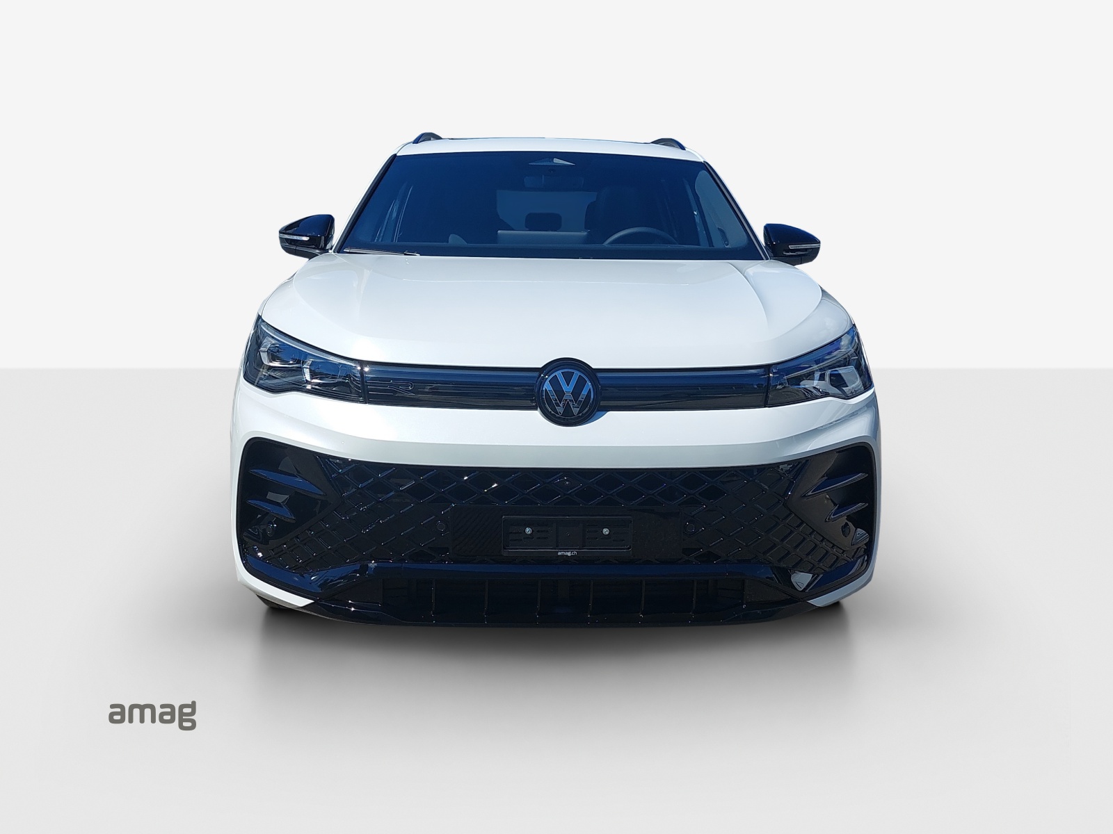 VW Tiguan 2.0 TSI DSG R-Line Plus 4Motion-image-6