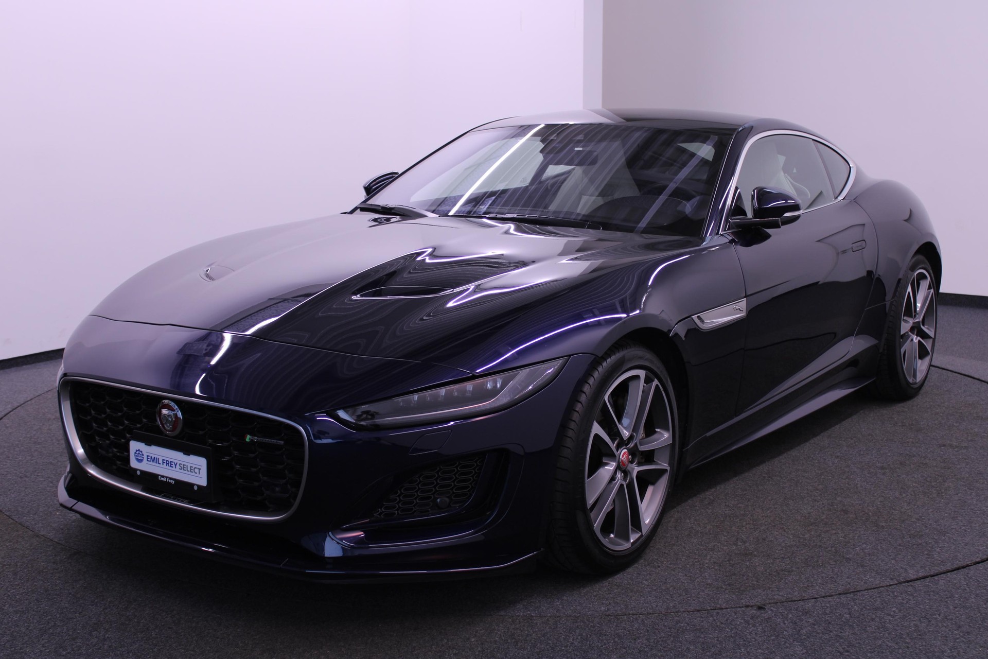 JAGUAR F-Type Coupé 2.0 R-Dynamic *LEASING 1.99%*-image-0