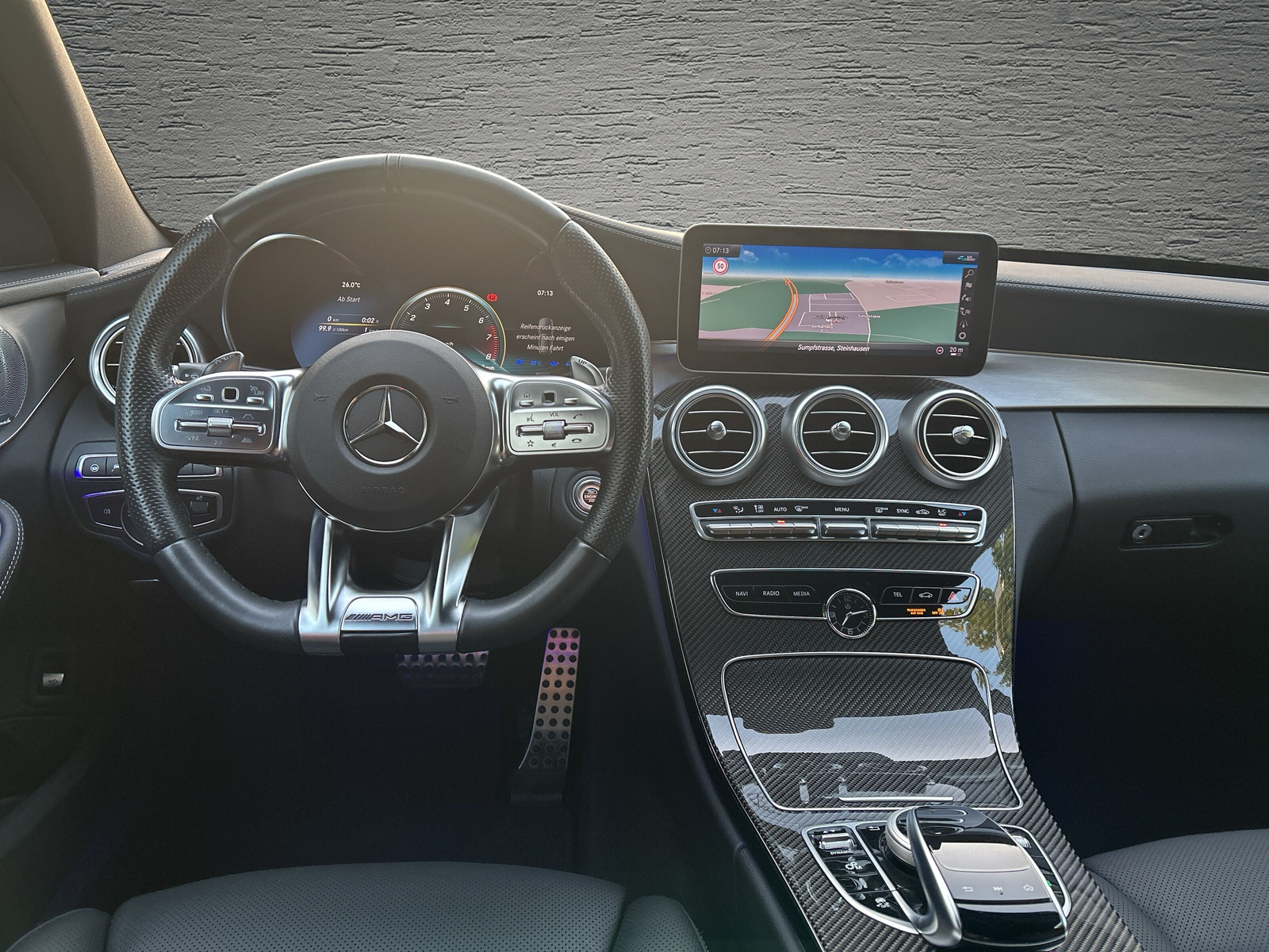 MERCEDES-BENZ C 43 AMG 4Matic 9G-Tronic CH Fahrzeug mit Gratisservice-Facelift ModellSchiebedach-Burmester Sound-360 Grad Kamera-image-6