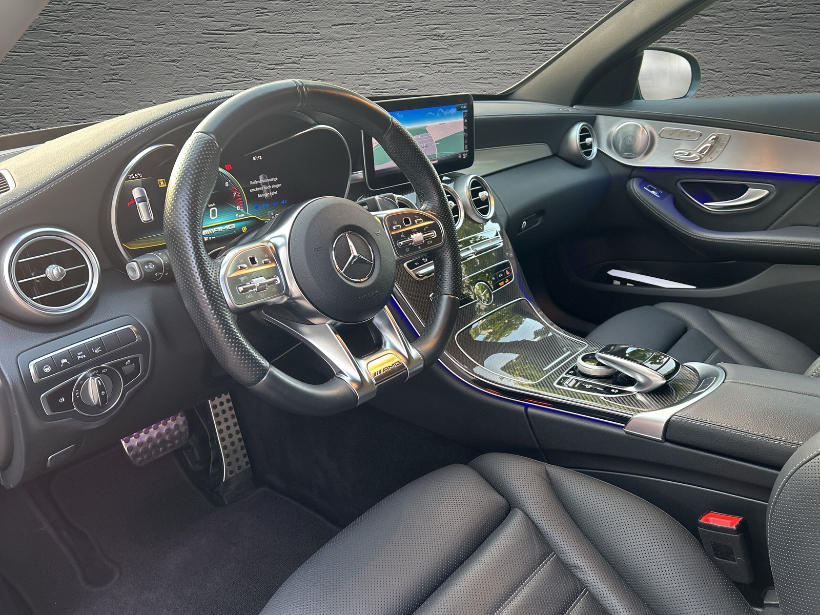 MERCEDES-BENZ C 43 AMG 4Matic 9G-Tronic CH Fahrzeug mit Gratisservice-Facelift ModellSchiebedach-Burmester Sound-360 Grad Kamera-image-5