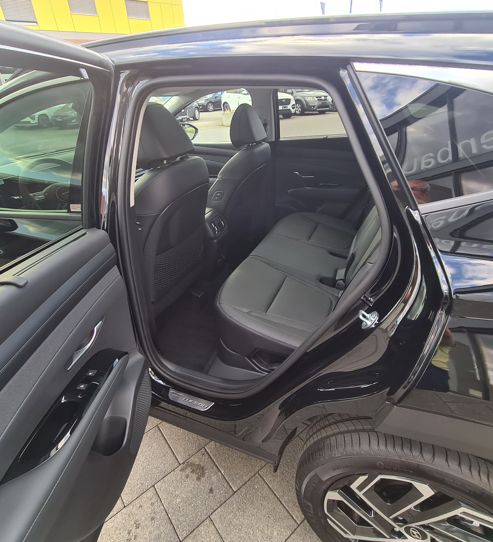 HYUNDAI Tucson 1.6 TGDI HEV Vertex Swiss Edition 4WD-image-10