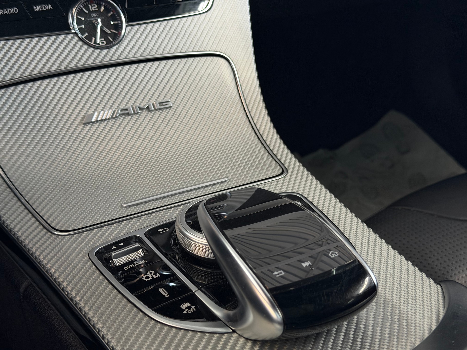 MERCEDES-BENZ C 63 AMG Speedshift | Frisch MFK | Multibeam LED | Burmester | Pano Dach-image-19