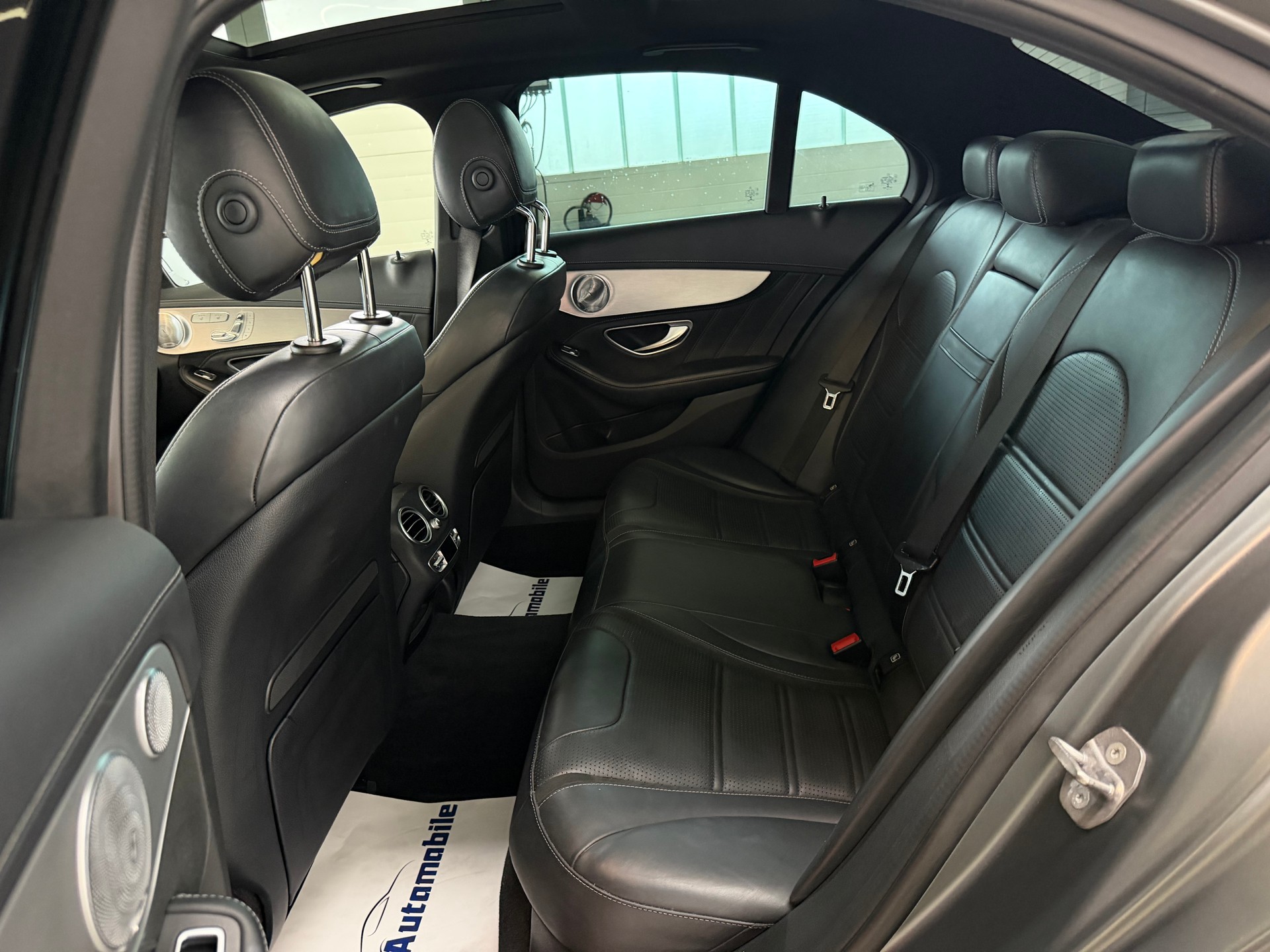 MERCEDES-BENZ C 63 AMG Speedshift | Frisch MFK | Multibeam LED | Burmester | Pano Dach-image-13