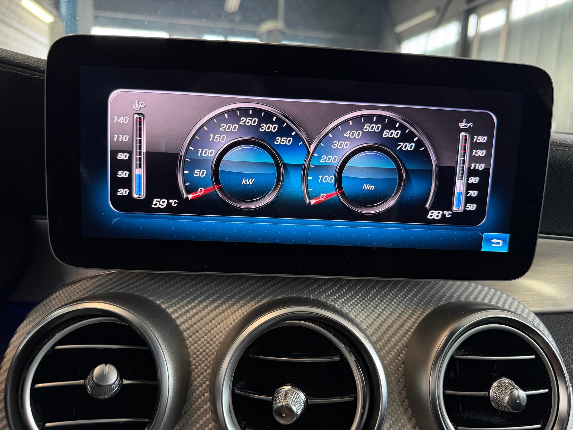 MERCEDES-BENZ C 63 AMG Speedshift | Frisch MFK | Multibeam LED | Burmester | Pano Dach-image-26